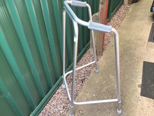 Buy & Sell West Midlands Wolverhampton - Photos for Walking aid