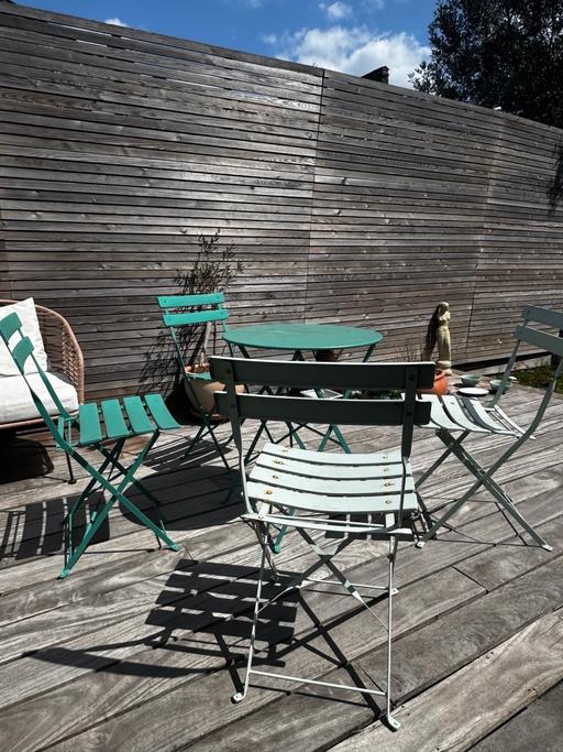 Buy & Sell Noel Park North London - Photos for Garden metal set dining - 4x chairs