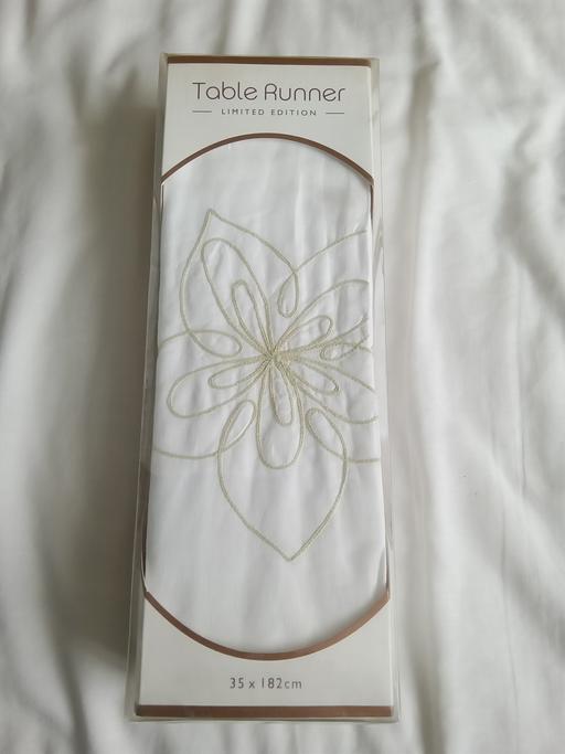 Buy & Sell West Midlands Sandwell - Photos for table runner