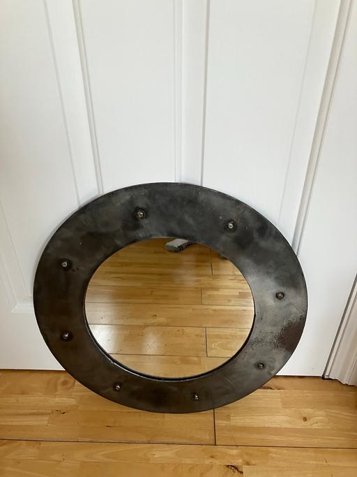 Buy & Sell North West London Queen`s Park - North West London - Photos for Round metal framed mirror