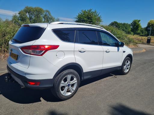 Vehicles West Yorkshire Wakefield - Photos for FORD KUGA