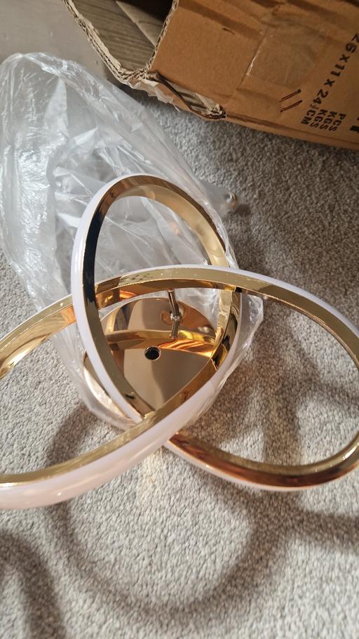 Buy & Sell Central London Waterloo - Central London - Photos for Beautiful and modern ceiling light