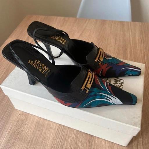 Buy & Sell East London Redbridge - Photos for Versace slingback heels