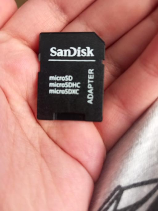 Buy & Sell Lancashire Hyndburn - Photos for SanDisk microSD Adapter