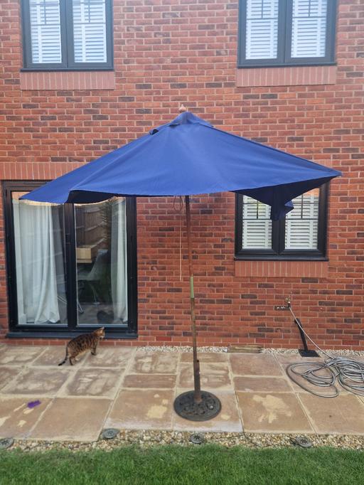 Buy & Sell Whittington Lichfield - Photos for Blue Parasol- needs slight repair