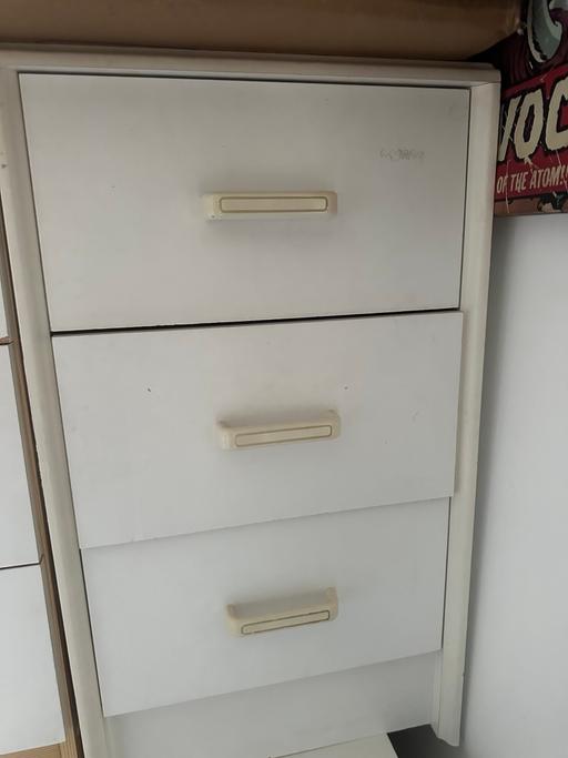 Buy & Sell Halton Widnes - WA88 - Photos for bed side table