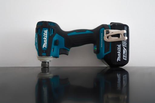 Buy & Sell Croydon Croydon - Photos for makita impact driver dtd 172 brushless 5ah