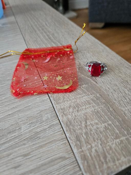 Buy & Sell South Yorkshire Doncaster - Photos for Lovely ring..size large..NEW with gift bag