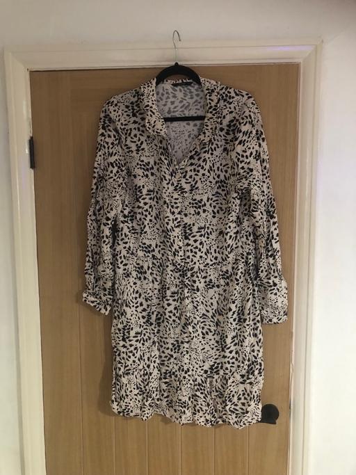 Buy & Sell Cradley Heath Sandwell - Photos for (Size 18) GEORGE SHORT DRESS
