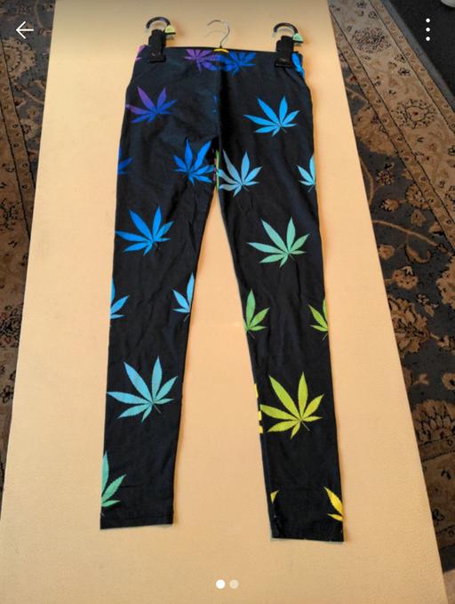 Buy & Sell Crawley Crawley - Photos for marijuana leggings