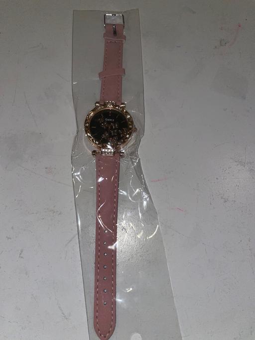 Buy & Sell Kings Heath Birmingham - Photos for NEW girls watch ⌚️ still in wrapper