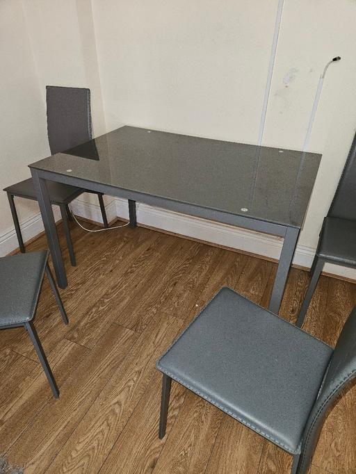 Buy & Sell West Midlands Birmingham - Photos for Dining Table with 4 chairs