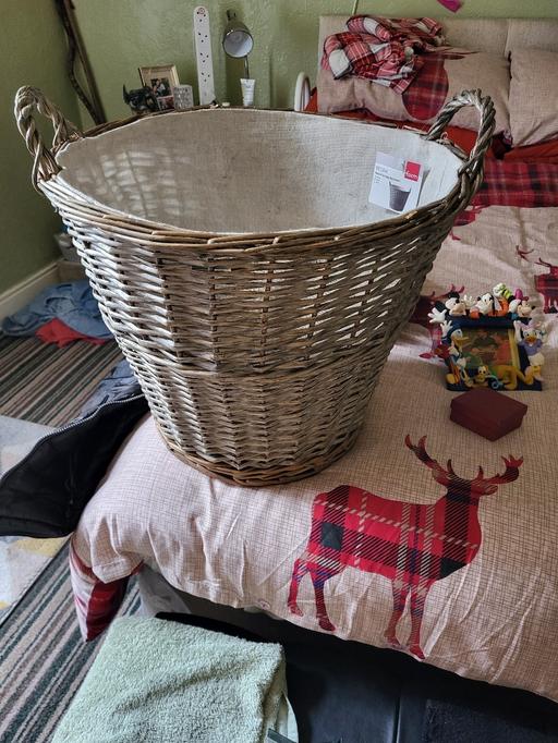 Buy & Sell South Yorkshire Barnsley - Photos for LARGE LOG BASKET
