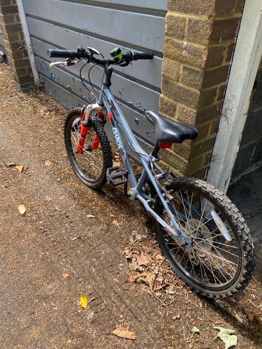 Buy & Sell South East London Widmore - South East London - Photos for Apollo 24 inch kids bike