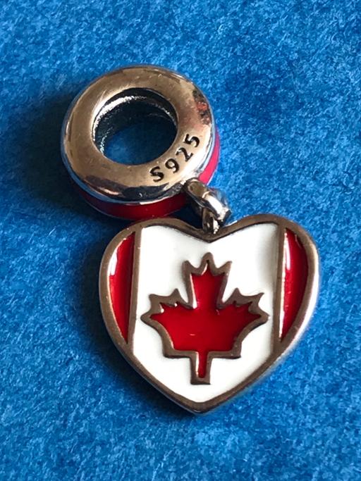 Buy & Sell Heaton Mersey Stockport - Photos for Genuine 925 Silver Canada charm