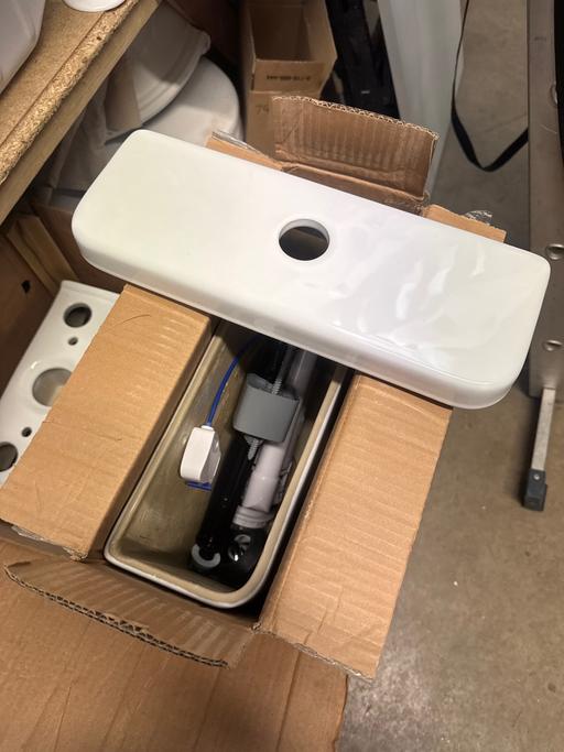 Buy & Sell Wildmoor Bromsgrove - Photos for Toilet cistern