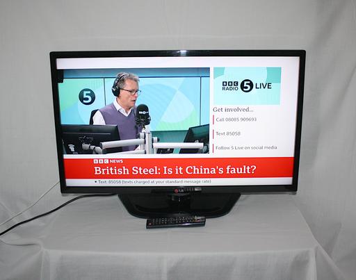 Buy & Sell West Yorkshire Wakefield - Photos for LG 32 inch LED TV with Built-in Freeview