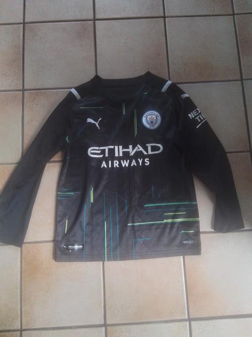 Buy & Sell Streetly Walsall - Photos for BOYS PUMA FOOTIE SHIRT