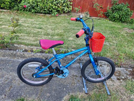 Buy & Sell West London Hillingdon - Photos for KIDS APOLLO BIKE BICYCLE