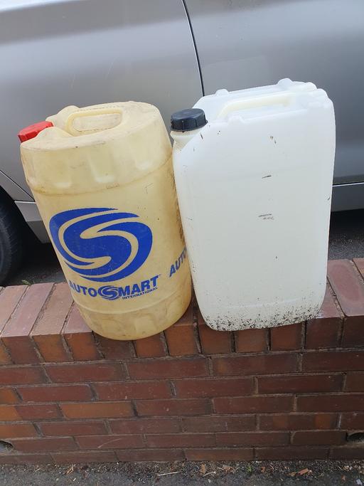 Buy & Sell West Midlands Dudley - Photos for 2 , 20L Drums , 1 Oil/Diesel Other Had Adblue