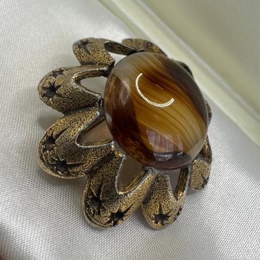 Buy & Sell Greet Birmingham - Photos for Large Vintage Miracle Givre Glass Brooch