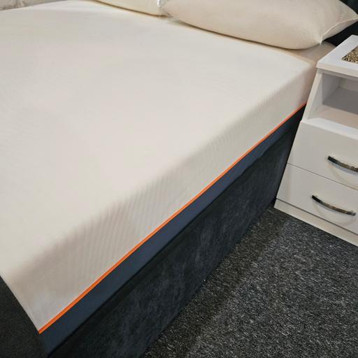 Buy & Sell Fobbing Thurrock - Essex - Photos for 4ft6 ex display mattress