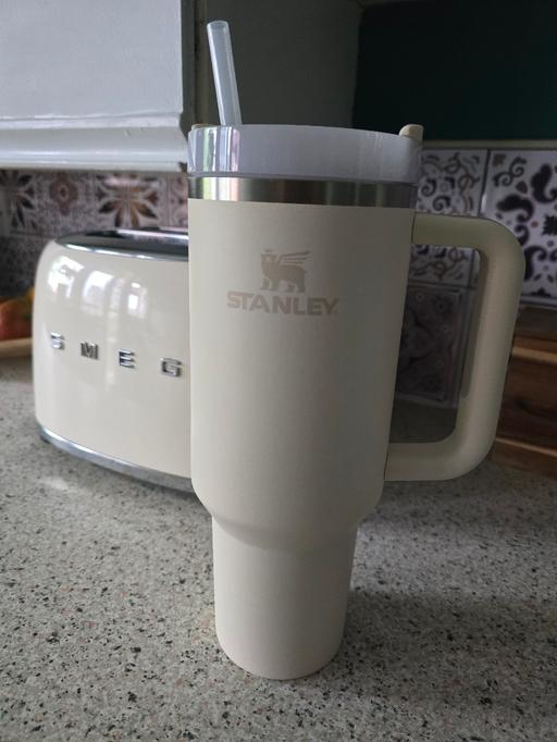Buy & Sell Beeston Leeds - Photos for stanley cup