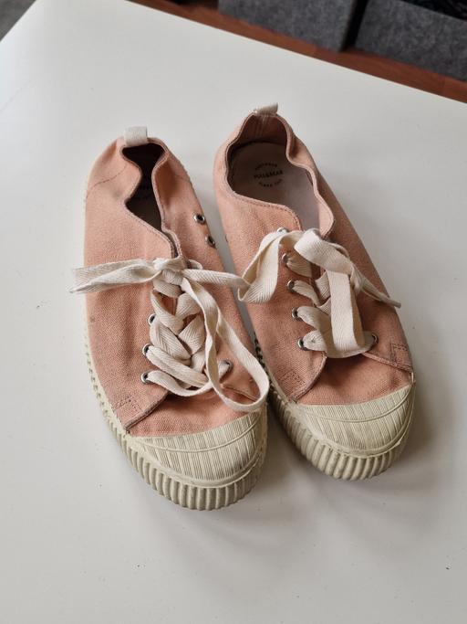 Buy & Sell Grange Park North London - Photos for Pull&Bear Canvas Sneakers – EU 41