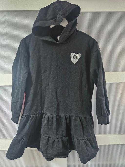 Buy & Sell Weston Point Halton - Photos for Age 11-12 RIVER ISLAND black sweater dress