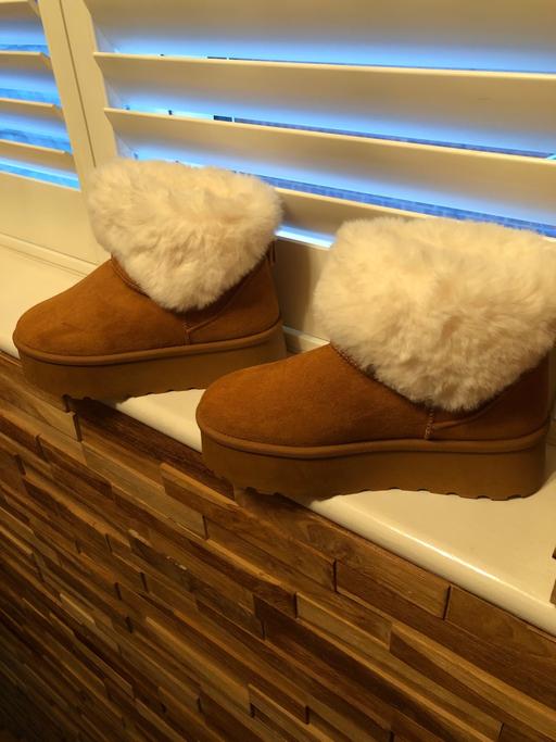 Buy & Sell Turnford Broxbourne - Photos for LADIES BOOTS