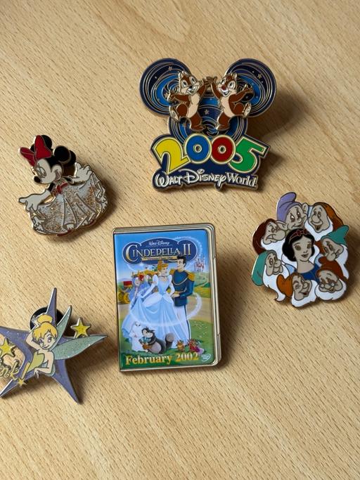 Buy & Sell New Eltham South East London - Photos for Genuine Disney collectors pins