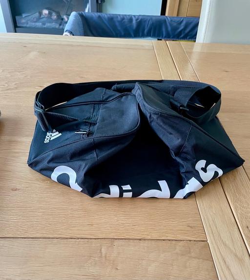 Buy & Sell South West London Kingston upon Thames - Photos for Adidas Unisex Duffel bag