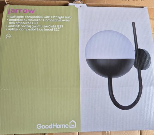 Buy & Sell Openshaw Manchester - Photos for Outdoor Hardwired Wall light