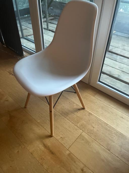 Buy & Sell Canonbury North London - Photos for IKEA chairs
