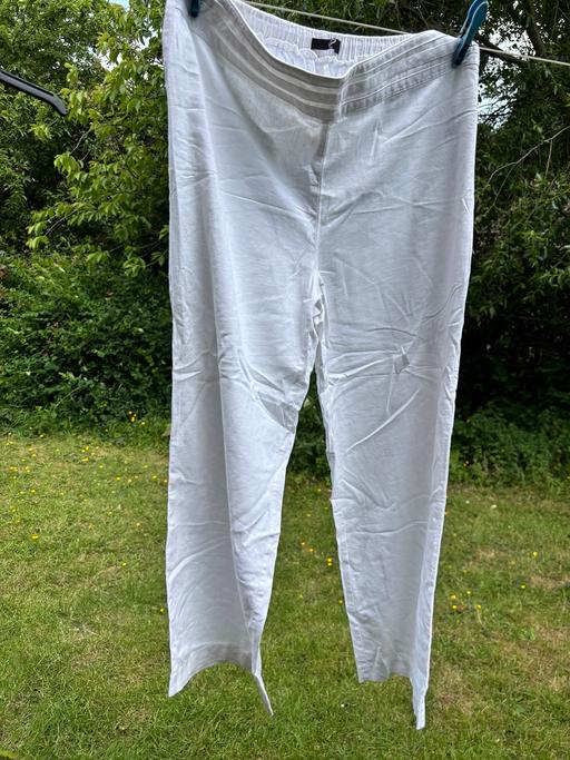 Buy & Sell Earlsheaton Kirklees - Photos for Gorgeous Summer White Trousers 18