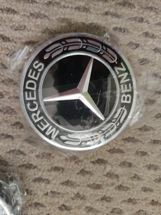Vehicles Erdington Birmingham - Photos for Mercedes wheels caps