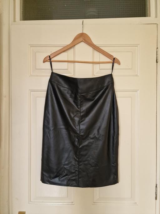 Buy & Sell Grange Park North London - Photos for Karen Millen Faux Leather Pencil Skirt