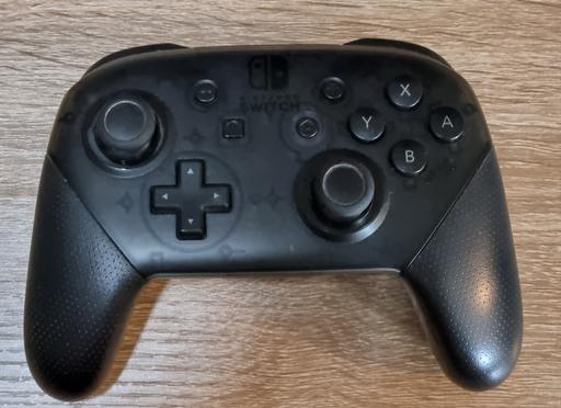 Buy & Sell Tulse Hill South East London - Photos for Nintendo Switch pro controller