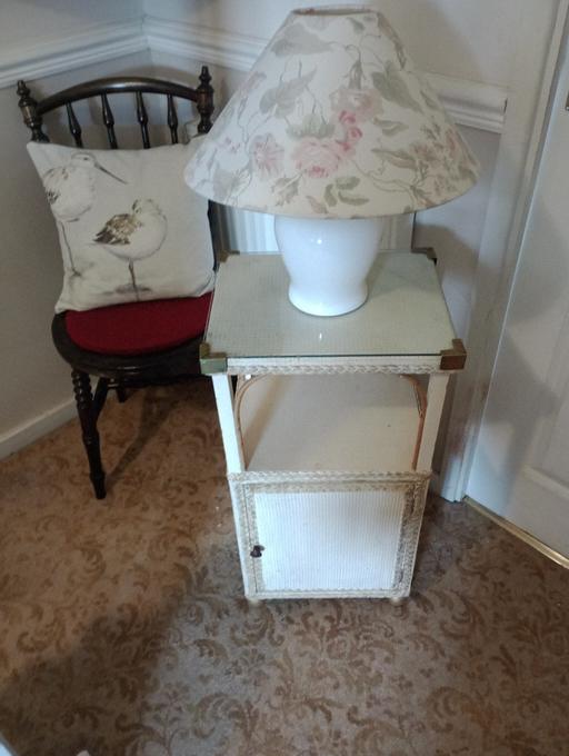 Buy & Sell Lye Dudley - Photos for VINTAGE BEDSIDE CABINET 
