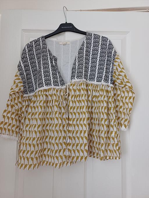Buy & Sell Wickersley Rotherham - Photos for white stuff tie top