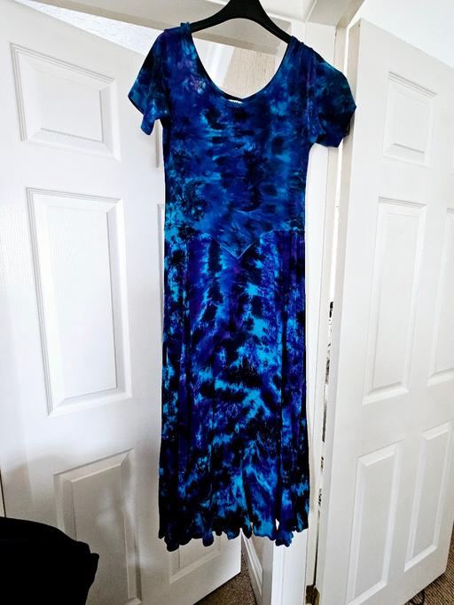 Buy & Sell Newton Doncaster - Photos for Tye dye pattern maxi dress, size 12.