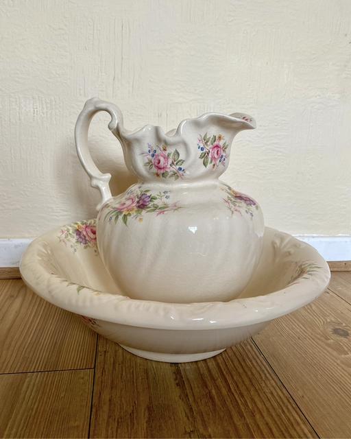 courses Finchfield Wolverhampton - Photos for 🌸 Vintage Ironstone Wash Basin & Jug Set