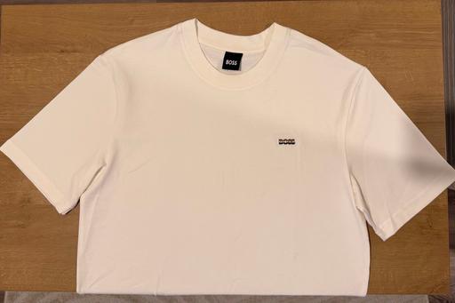 Buy & Sell Holford Birmingham - Photos for Boss t shirt
