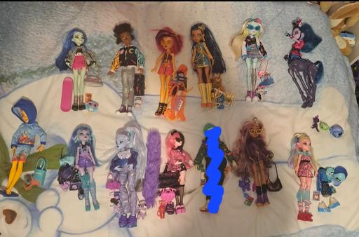 Buy & Sell Bingley Bradford - Photos for Monster High huge bundle