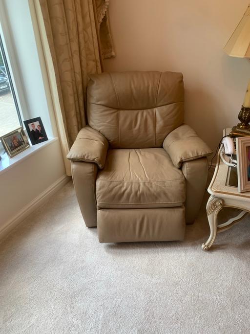 Buy & Sell Edgbaston Birmingham - Photos for Leather recliner