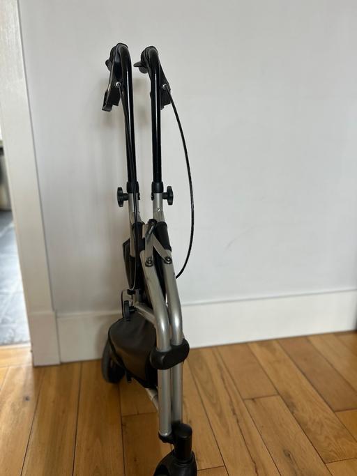 Buy & Sell Minworth Trade Park Birmingham - Photos for Three wheel rollator