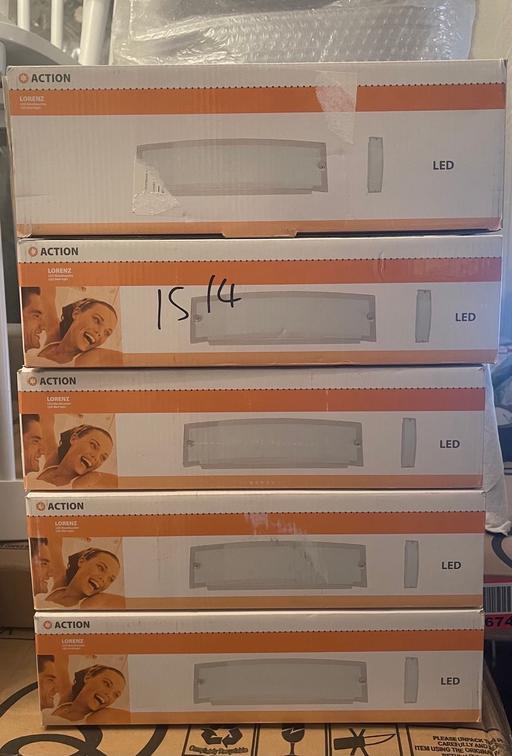 Buy & Sell Ladybarn Manchester - Photos for 5 x WOFI ACTION LED WALL LIGHT CURVED GLASS