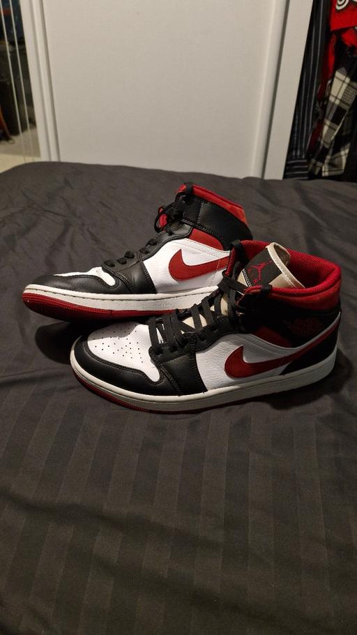 Buy & Sell Seasalter Canterbury - Photos for Nike Jordan high tops size 8