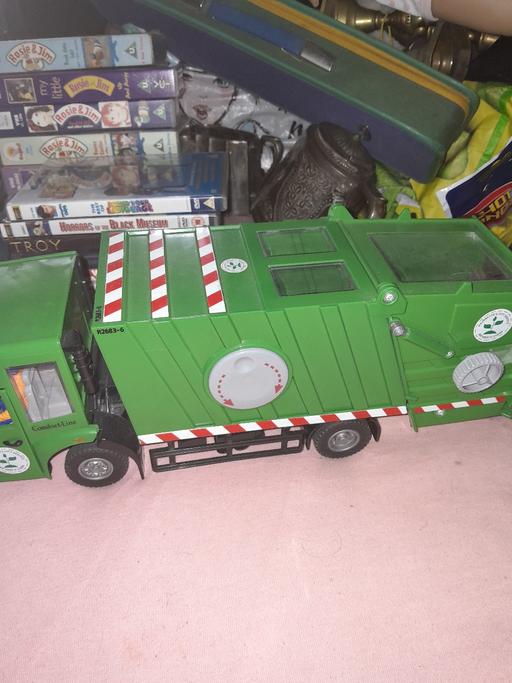 Buy & Sell Netherton Dudley - Photos for kids dustbin van 12 ins long