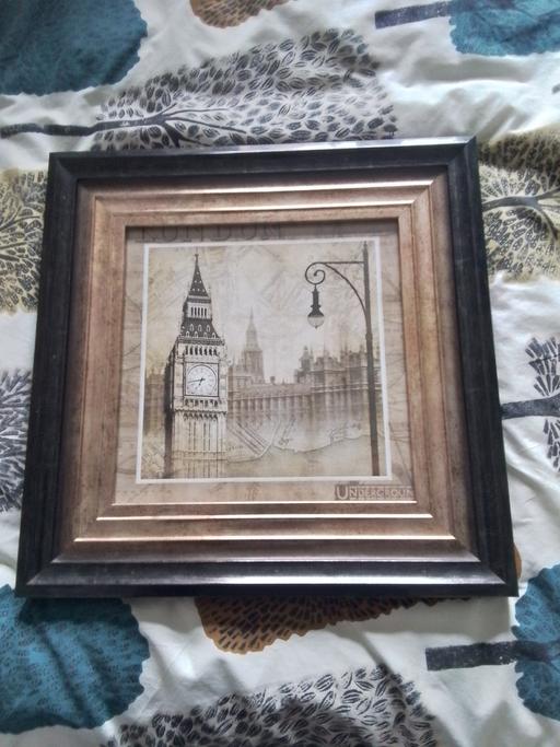 Buy & Sell Gawber Barnsley - Photos for London Calling Square Print of Big Ben